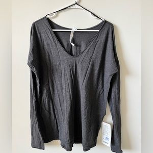NWT lululemon long sleeve yoga shirt size 6